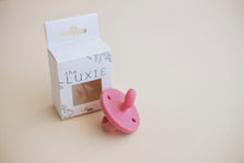 The LUXIE | Magenta Pink Pacifier - LUXE + RO