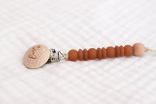 Wooden Pacifier Clip | Natural Brown - LUXE + RO