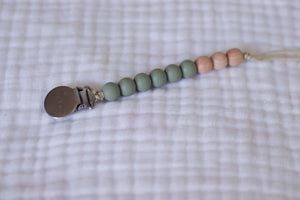 The Luxie Pacifier Clip | Sage - LUXE + RO