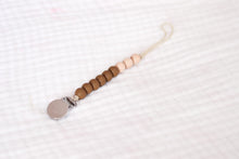The Luxie Pacifier Clip | Taupe - LUXE + RO