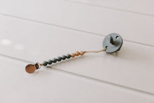 The Luxie Pacifier Clip | Grey - LUXE + RO