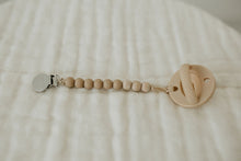 The Luxie Pacifier Clip | Nude
