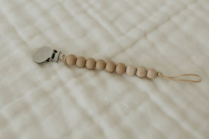 The Luxie Pacifier Clip | Nude